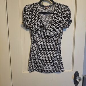 Vol 7 Black and White Patterned Women's Top